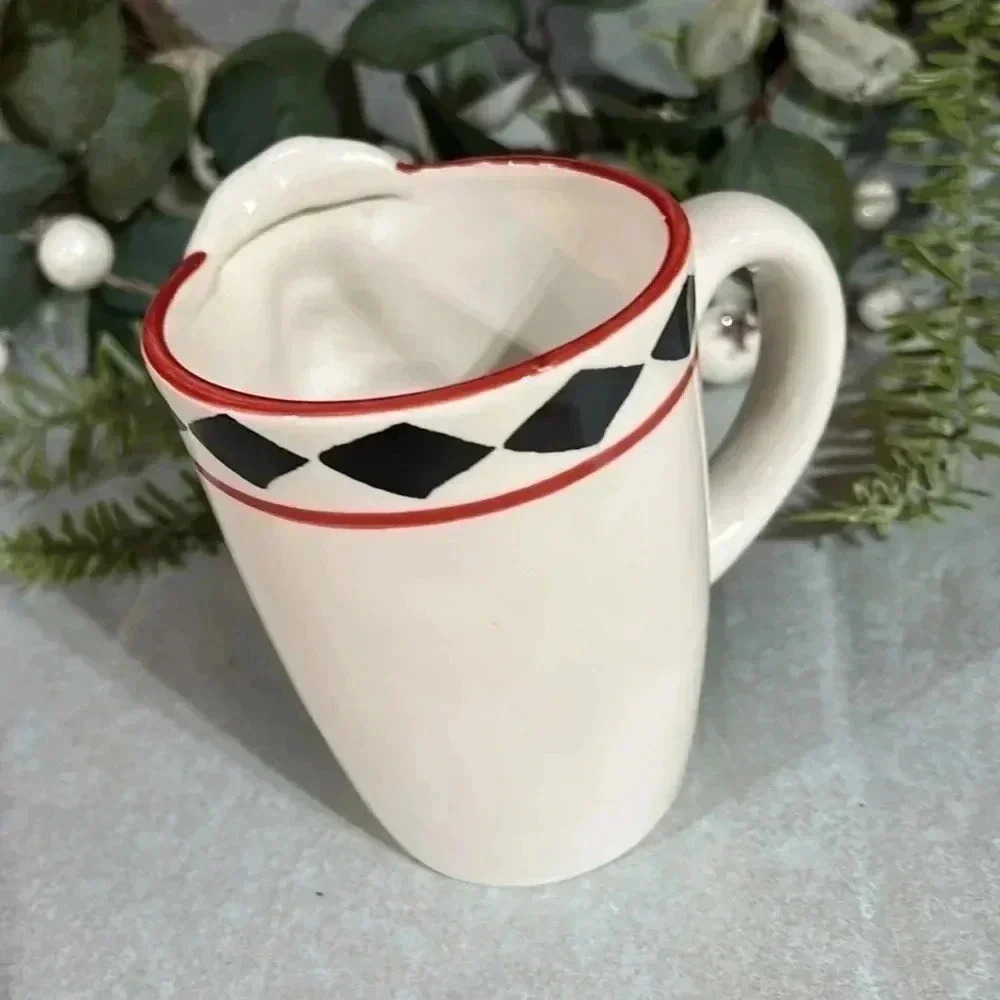 Kiss the Cook Mug - Picture 3 of 7